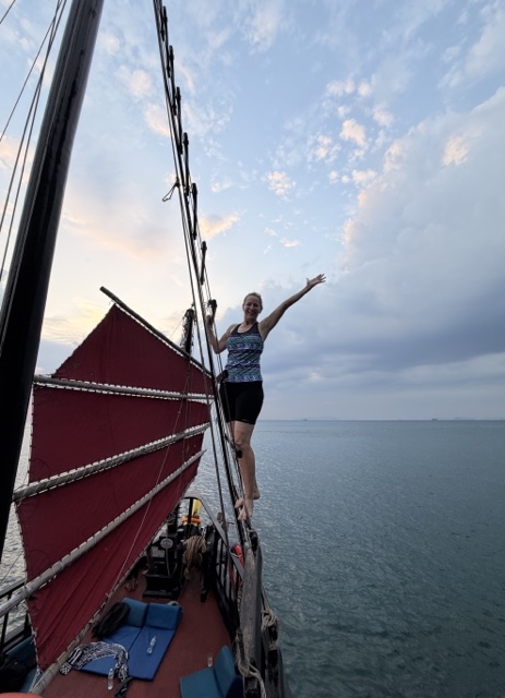 2026-01-28_18-22-05_Sharon_3064