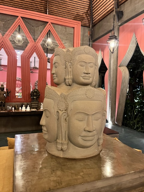 2026-01-30_21-53-31_Valerie_6905